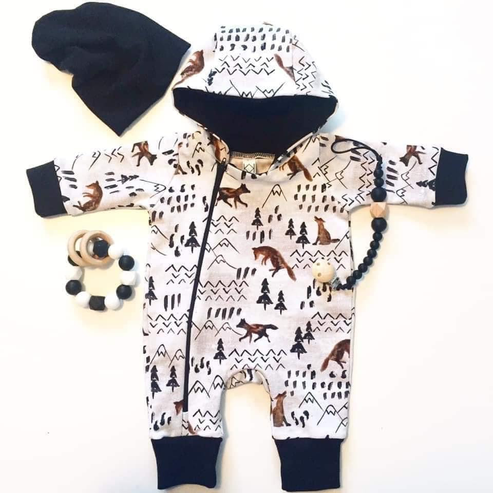 R45 PREORDER - Winter Foxscape - by the 1/2 metre (7994414629102) (8470798631150)